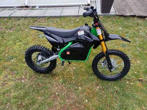 Crossmoto 1800Watt
