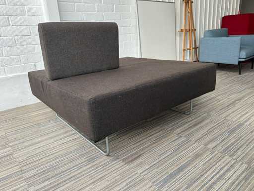 Wartebank mit Rückenlehne – Sofa