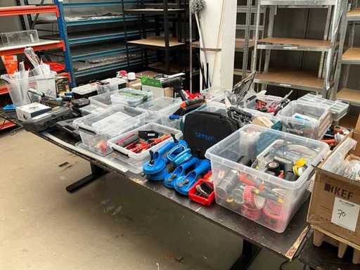Batch of hand tools