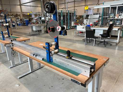   Klebeband-Auftragsgerät