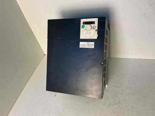 Schneider Altivar ATV312HD15N4 Frequency Converter