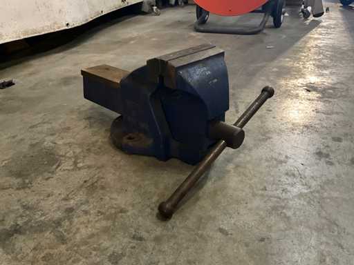 Rekordowy 127mm/5" bench vice