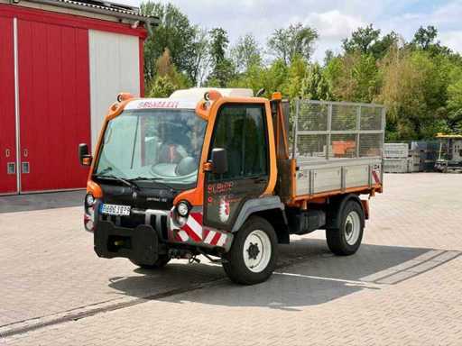 Lindner Unitrac 102 SF 5 implementcarrier met winteruitrusting