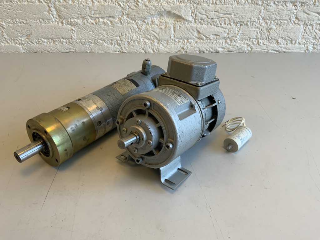 Miscellaneous Electric Motor (2x)