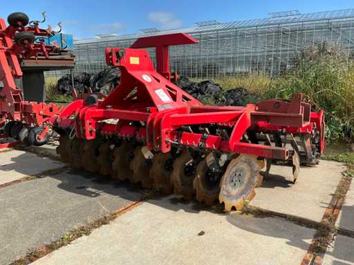 2016 Grano-System SHS-30 Déchaumeur à disques avec rouleau émiettant