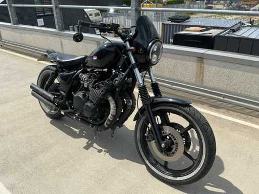 Yamaha Tour XJ 700 XS Motorrad/Bobber