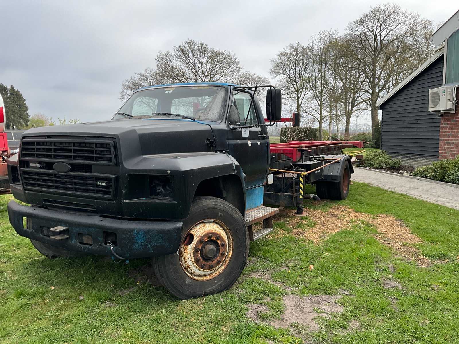 Ford – – F700 – Truck