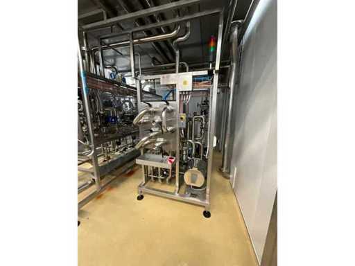 Płytowy wymiennik ciepła Due S.p.A. Alfa Laval M6-MBASE ze stalowymi wymiennikami ciepła z pompami 