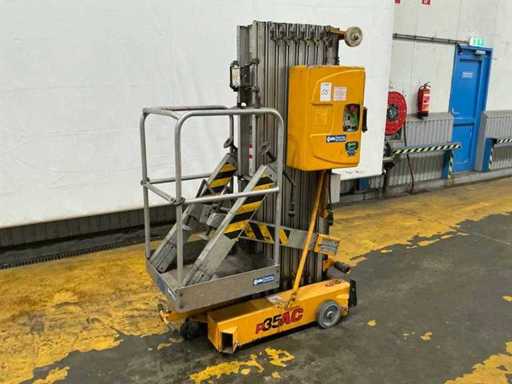 2000 JLG P35AC Quai aérien / ascenseur passagers