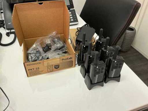 Kenwood PKT-23 Walkie-talkie