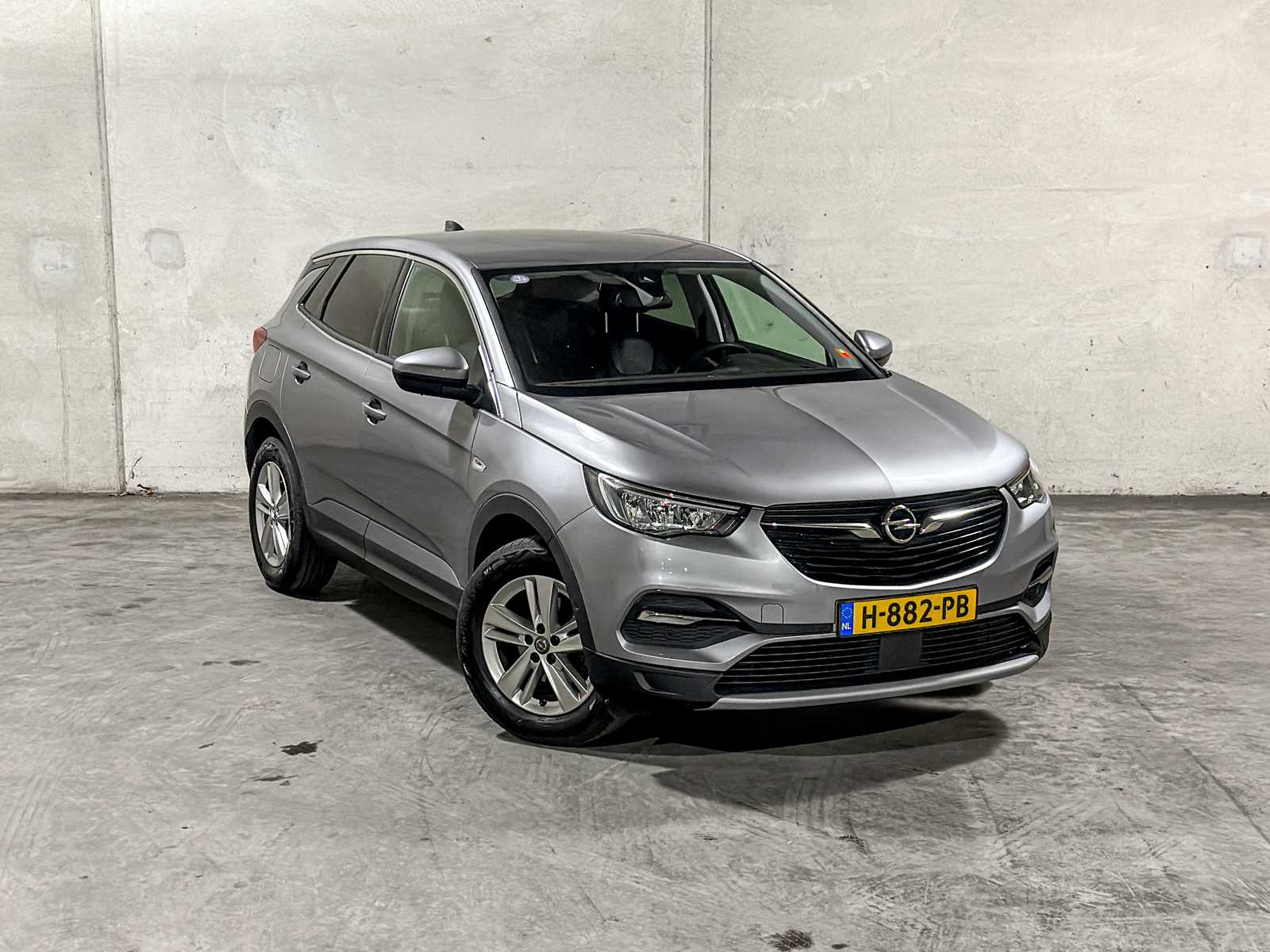 Opel Grandland X 1.2 Turbo Business Executive 131pk 2020 (Origineel-NL + 1e eigenaar), H-882-PB