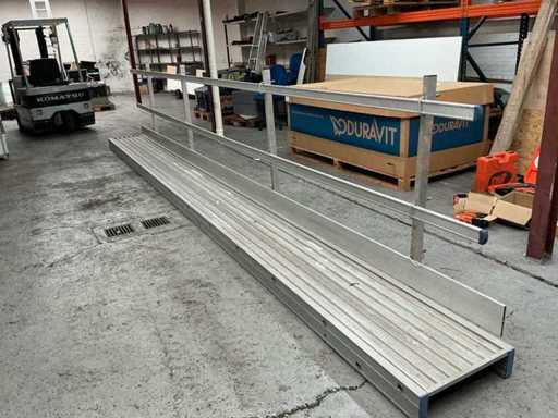 Solideck Work bridges and console