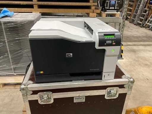 HP CP5225 Laser Color HP CP5225 Laser Color Jet DIN A 3 - ca nou, foarte puține printuri