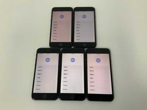 Apple - iPhone 8 64 GB gwiezdna szaro?? (5x)