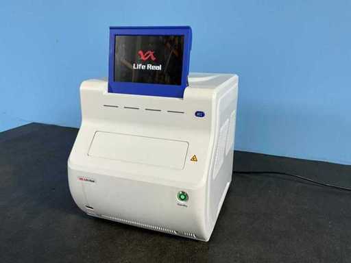 Life Real - Life Ready 1000 - Real-Time PCR system in flight box