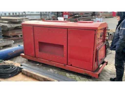 03fc4826-d96f-499e-b7d3-aad055409eb5.mp4