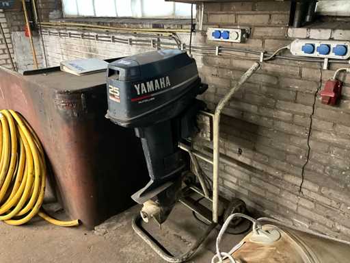 Motore fuoribordo Yamaha 25