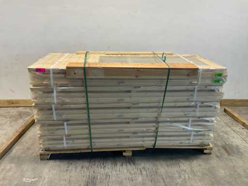 Spruce glass door double for garden house 