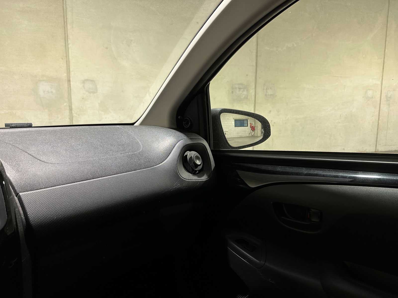 Citroen C1 1.0 VTi Feel 72pk 2020 (Origineel-NL + 1e eigenaar), H-148-BX