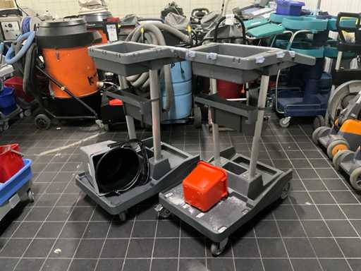 Gom Schoonmaakwagen (2x)