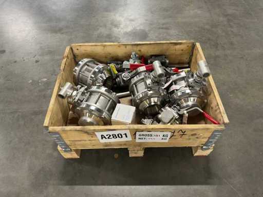 Partia zaworów przemysłowych od Flowserve i Danfoss