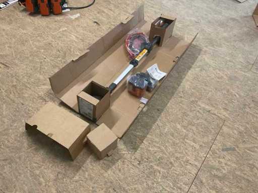 HUSQVARNA - 215iL - Découpeuse sans fil, emballage original