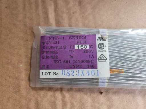 Stock of non-resettable fuses 250v 1 A (8500x)