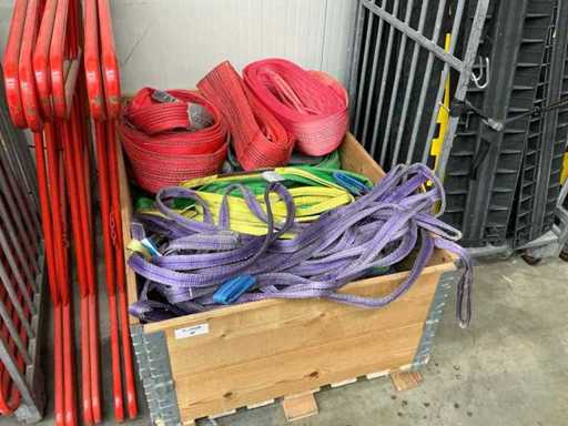 Batch of lifting straps