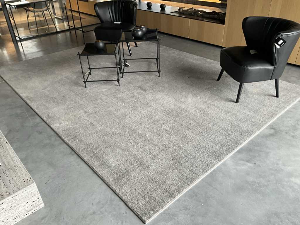 Carpet 250x350