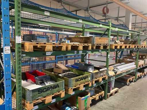 Large item of mounting material