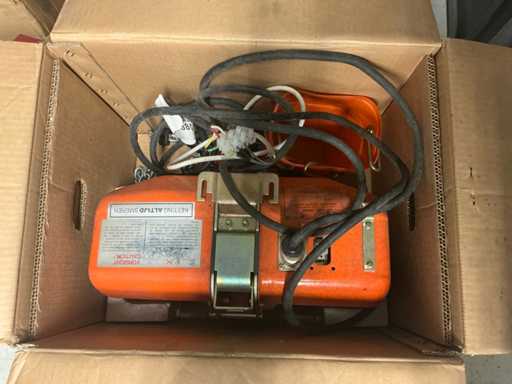 Elephant FA-H Kettenheber 0,5T 380V. (2x)