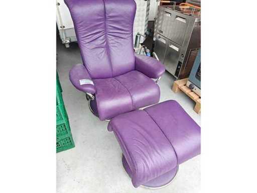 - Rilassati con lo sgabello