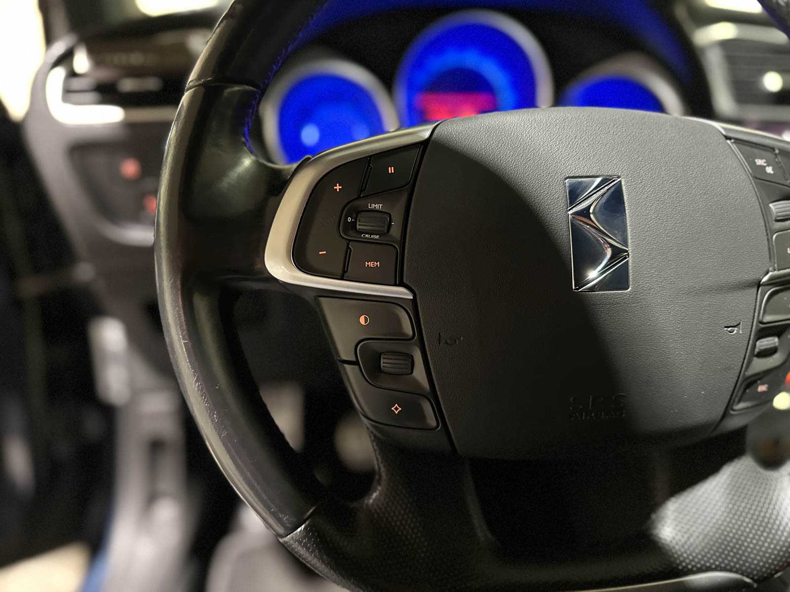 Citroen DS4 1.6 VTi So Chic 120pk 2011 (Origineel-NL), 32-RSX-3