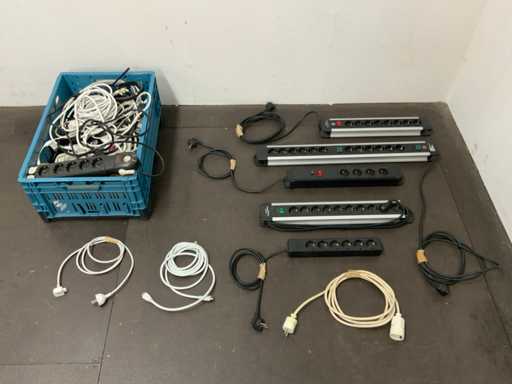 Charge von Drähten, Kabeln und Kabeln