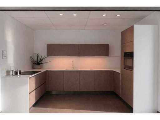 Pronorm - Showroom kitchen with Pelgrim appliances