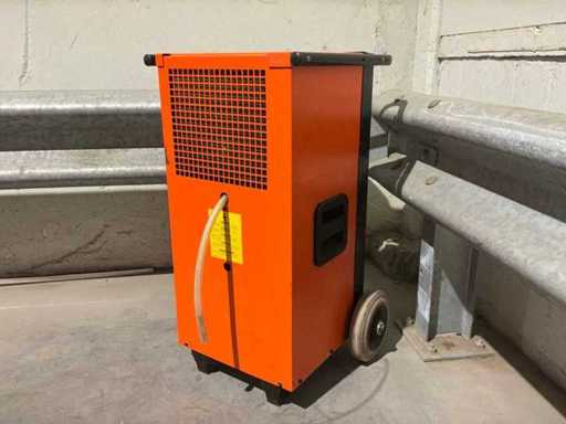 Suszarka kondenscyjna / suszarka budowlana