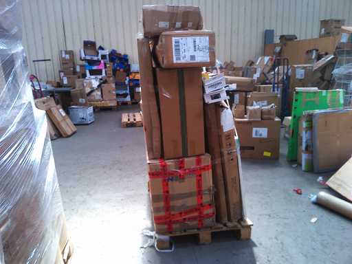 Pallet of 40 items customer return amazon grade C