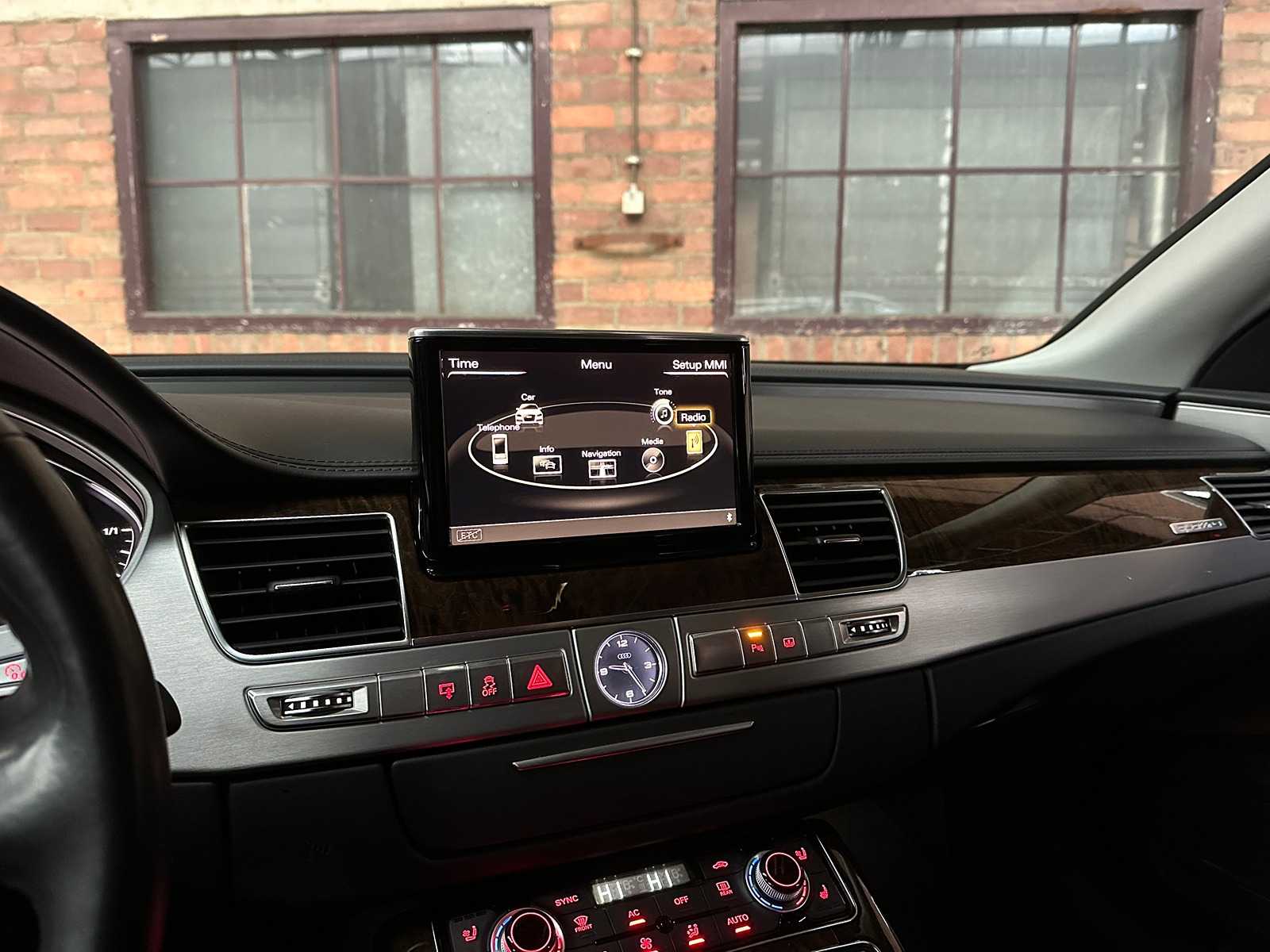 Audi A8 4.2 FSI V8 Quattro 372pk 2011