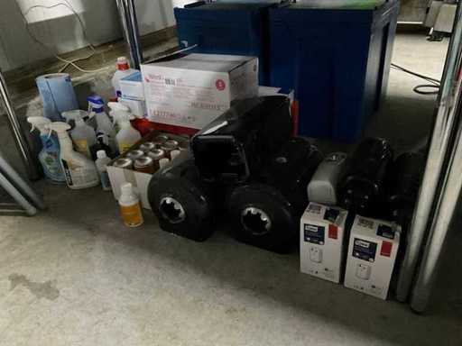 Partij schoonmaakartikelen