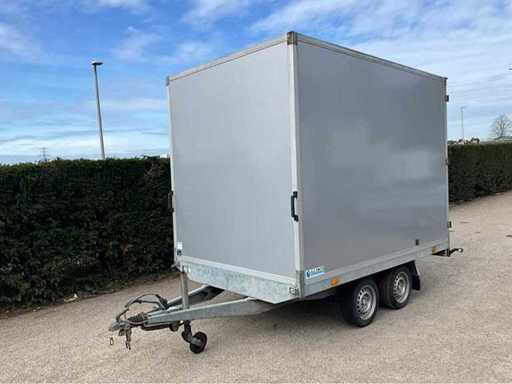 Trailers, steel plates and trailer parts