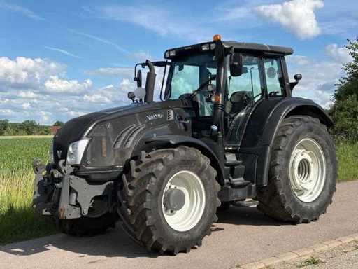 2014 VALTRA T213 Versu Tractor