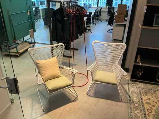 Poltrone in rattan con attaccapanni