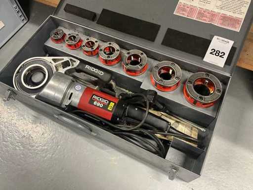 Ridgid 690 Threading Machine