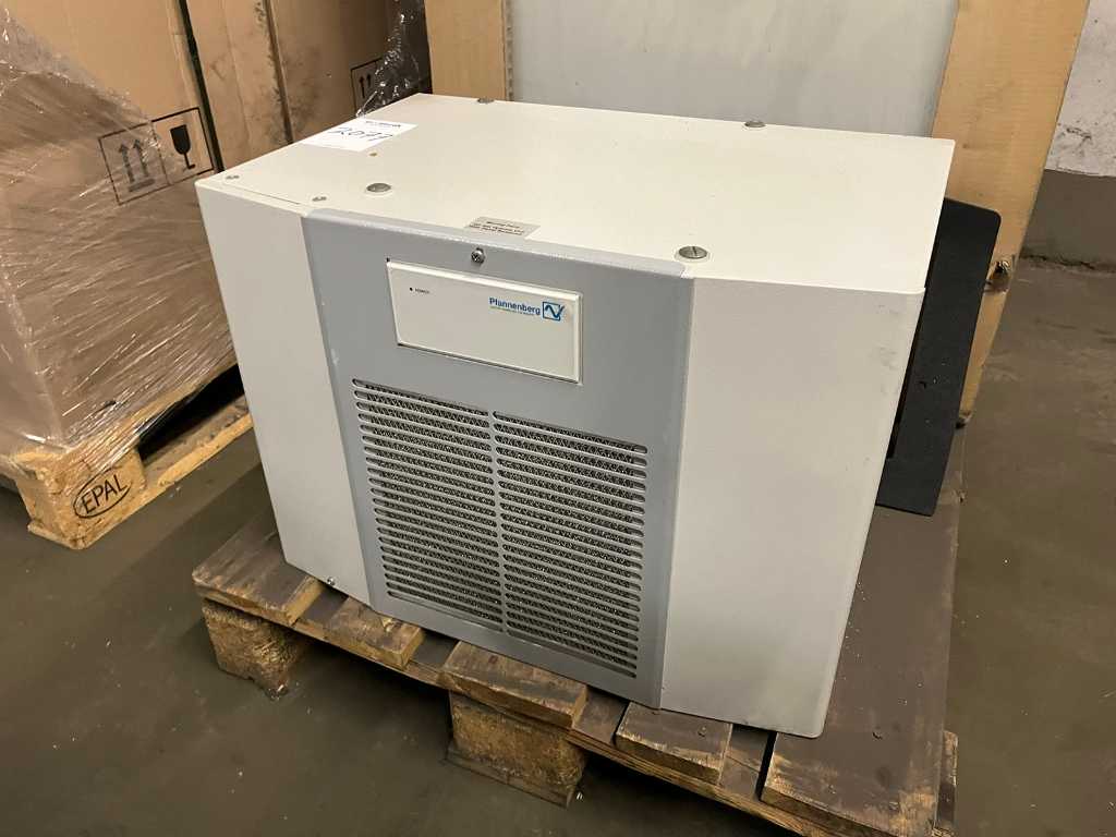 Pfannenberg DTT 6101 Top mounted cooling unit