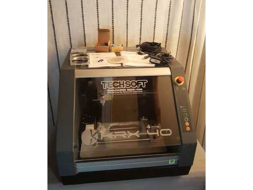 ROLAND TECHSOFT – MDX-40A – 3D-Fräsmaschine
