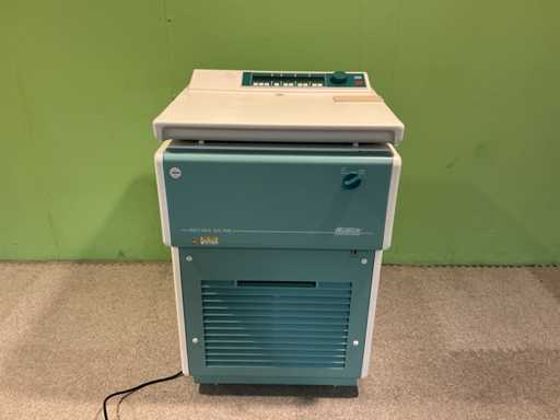 HETTICH Zentrifuge Rotixa 50 RS Laboratoriumapparatuur