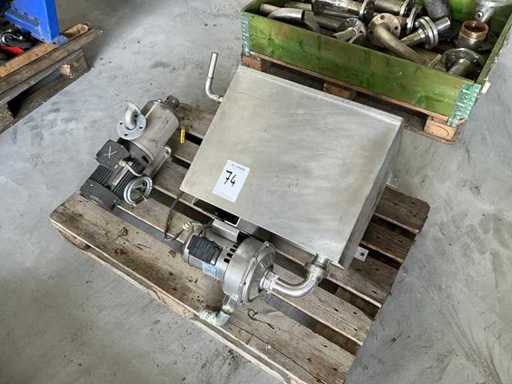 Réservoir d’eau avec pompe