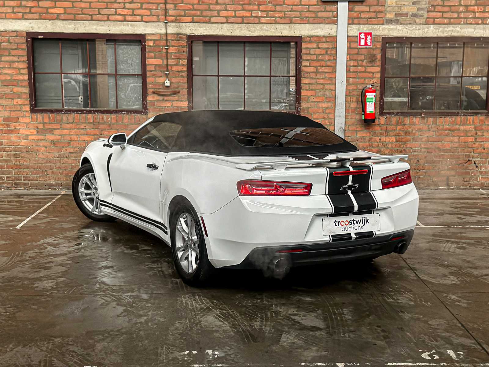 Chevrolet Camaro 1LT 2.0L I4 F DOHC 16V 275pk 2017