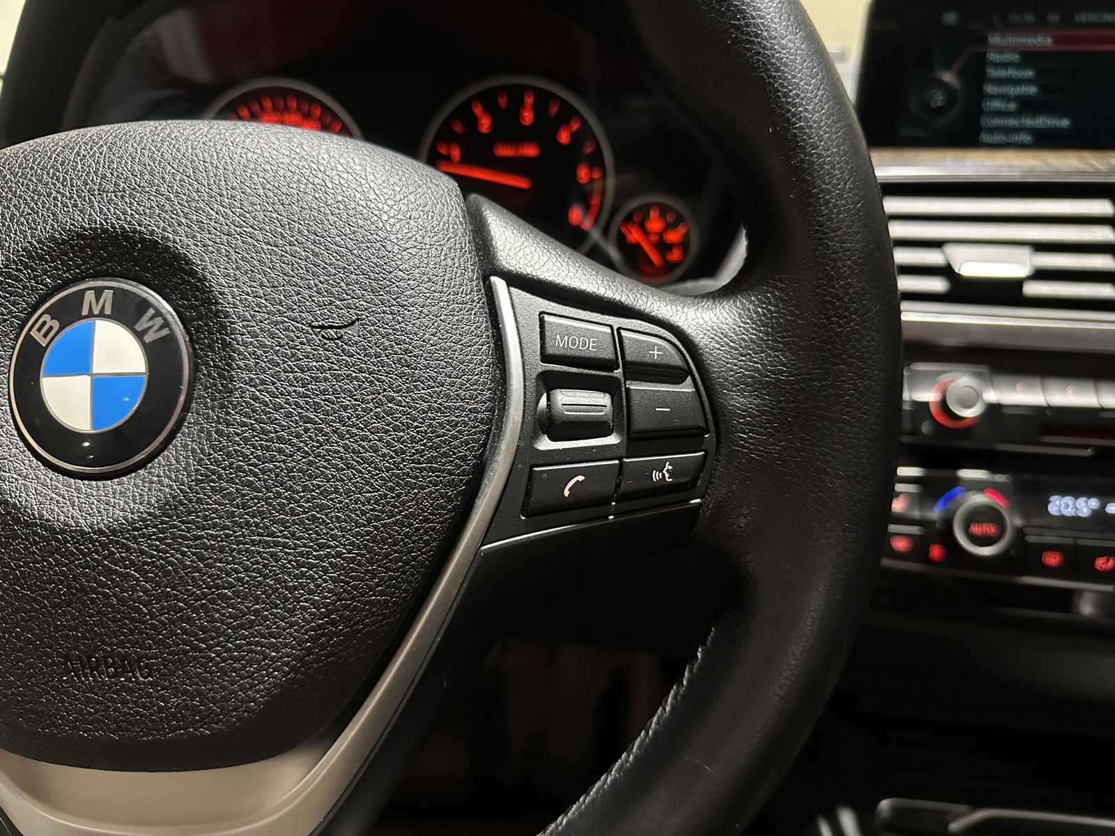 BMW 335d xDrive Touring Luxury 313pk 2015 3-serie, TF-222-V