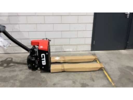 fadc9699-166e-43fb-830c-11ba3862b413.mp4